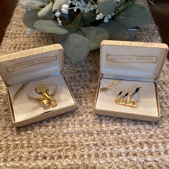 Jennifer Moore brooches - Picture 1 of 10